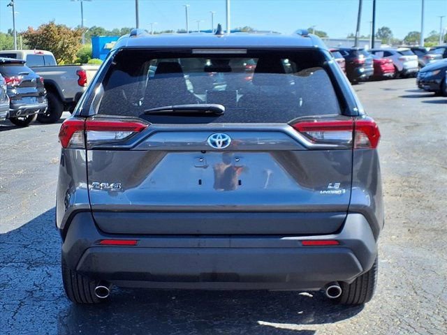 Used 2024 Toyota RAV4 LE image 5