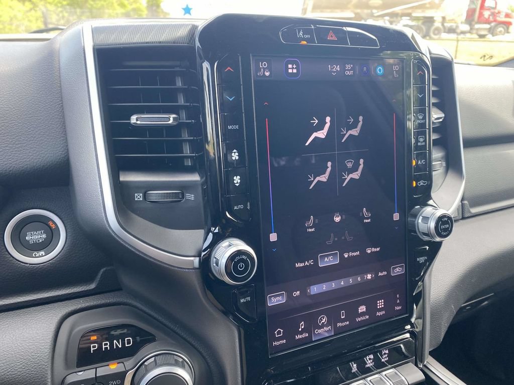 New 2026 RAM 1500 Big Horn AWD/4WD image 22