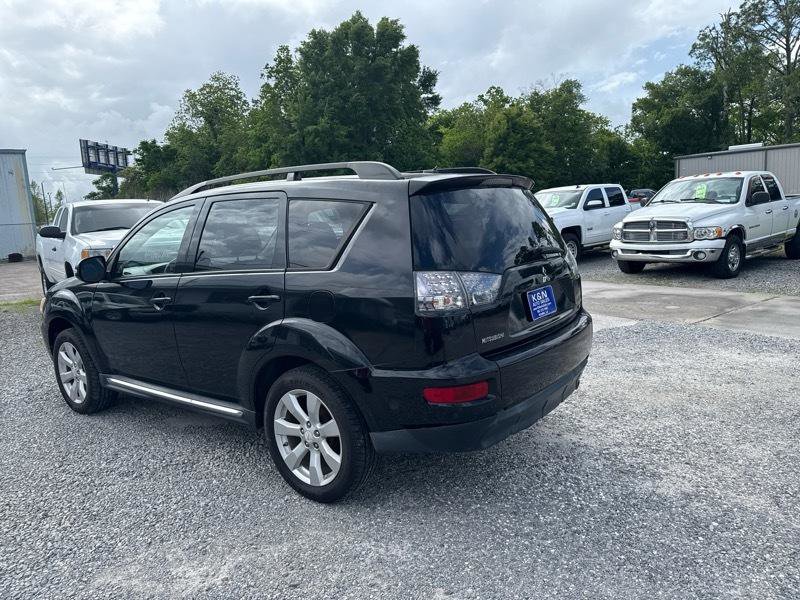 Used 2010 Mitsubishi Outlander XLS image 2