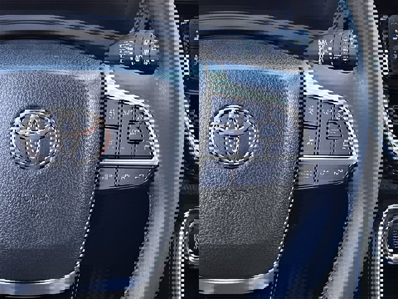 Used 2025 Toyota Grand Highlander FWD image 14