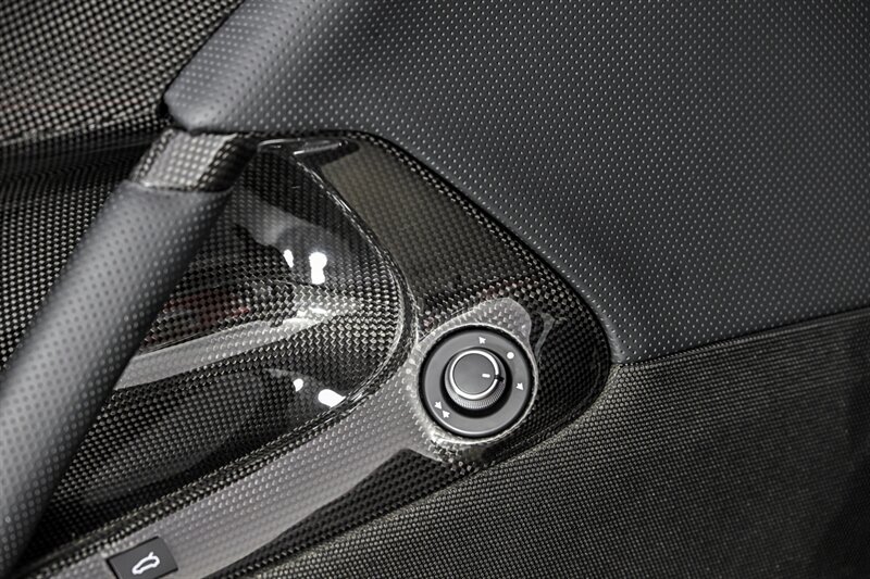 Used 2020 Ferrari 812 Superfast RWD image 26