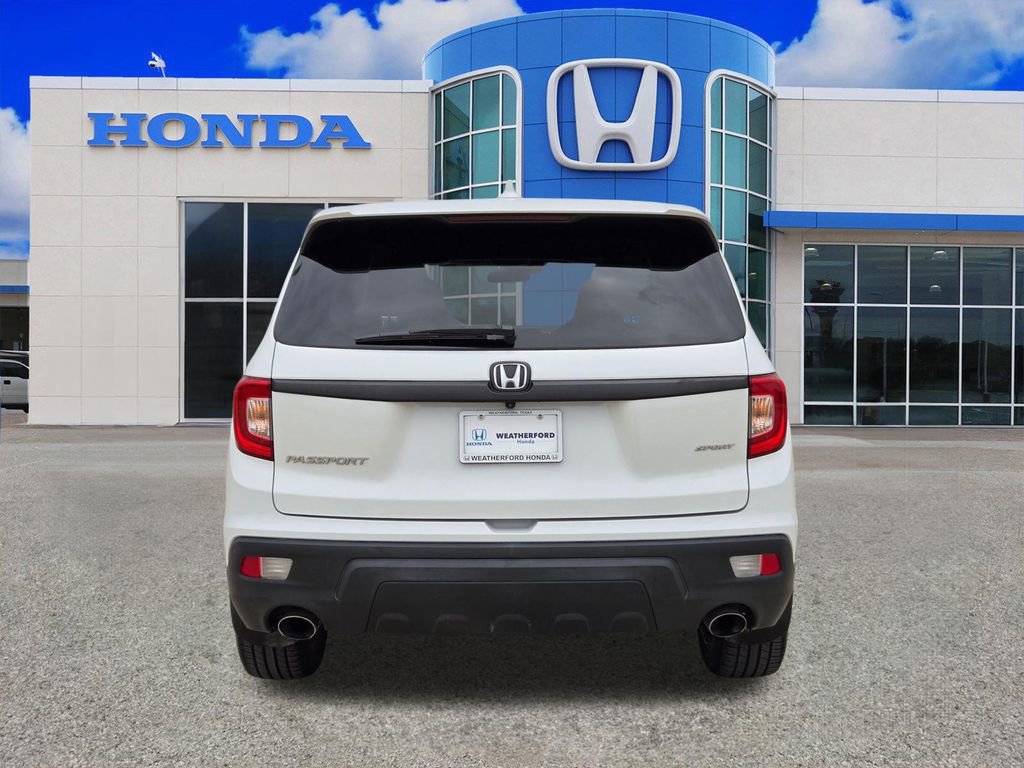 Used 2021 Honda Passport Sport image 4