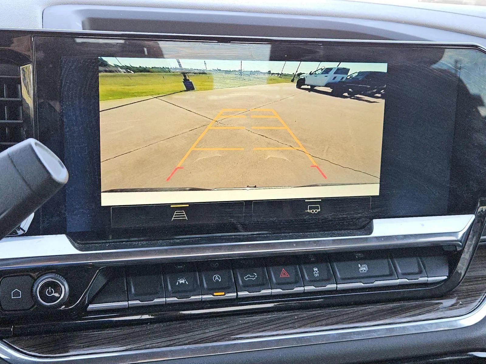 Used 2025 Chevrolet Silverado 1500 LT image 17