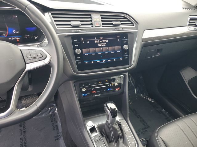 Certified 2023 Volkswagen Tiguan SE image 22