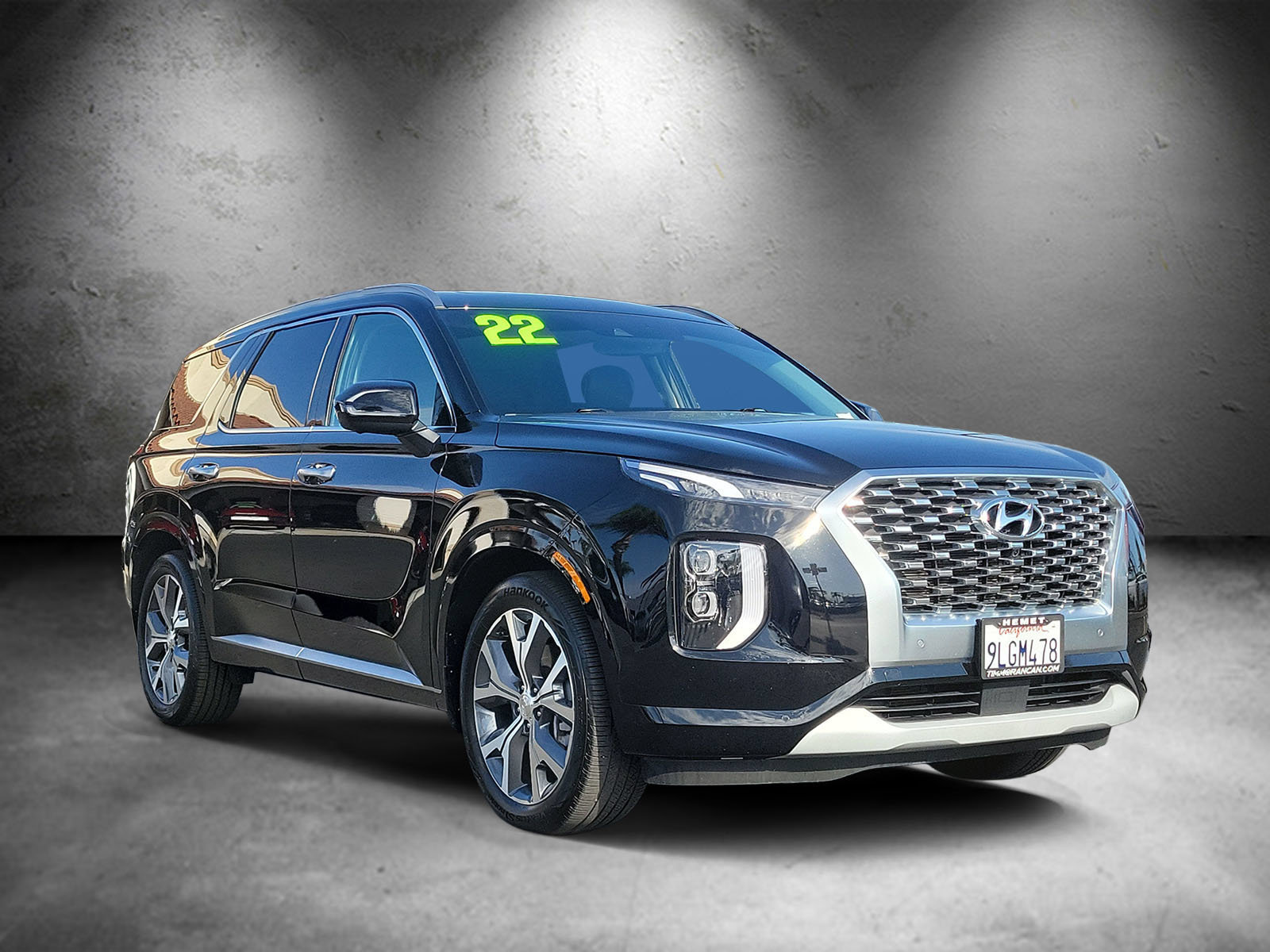 Used 2022 Hyundai Palisade Limited FWD image 2