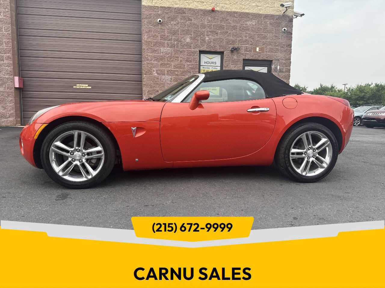 Used 2009 Pontiac Solstice Street Edition RWD image 1