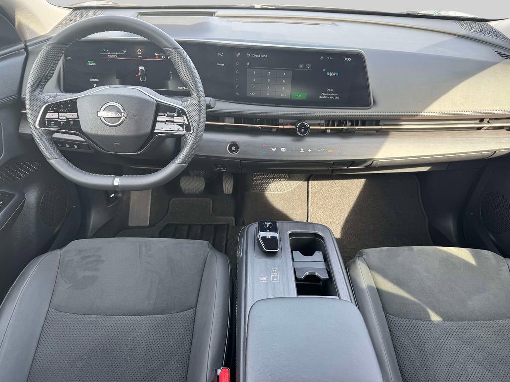 Used 2025 Nissan Ariya AWD image 12
