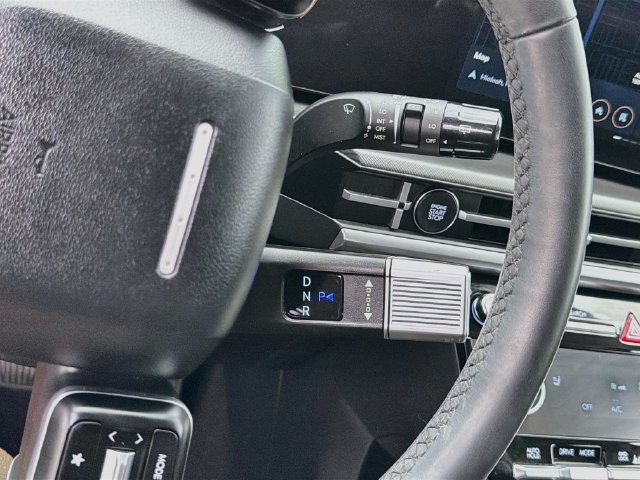 Certified 2025 Hyundai Santa Fe XRT AWD/4WD image 18