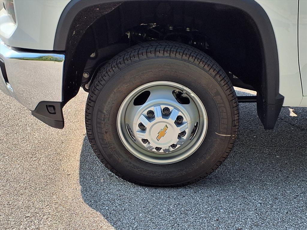 New 2025 Chevrolet Silverado 3500 W/T w/ WT Convenience Package AWD/4WD image 22
