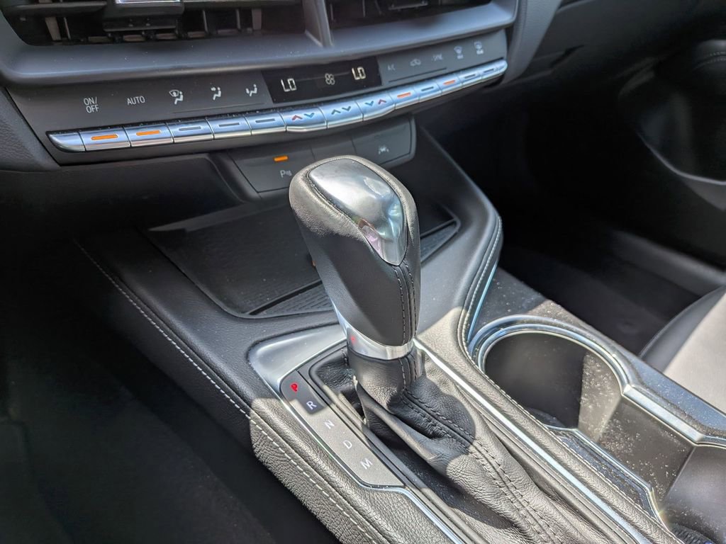 Used 2022 Cadillac CT4 Luxury w/ Sun And Sound Package image 25