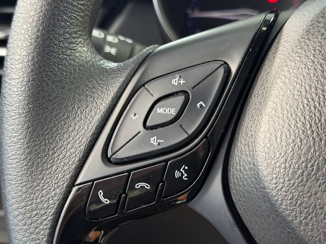 Used 2019 Toyota C-HR LE FWD image 22