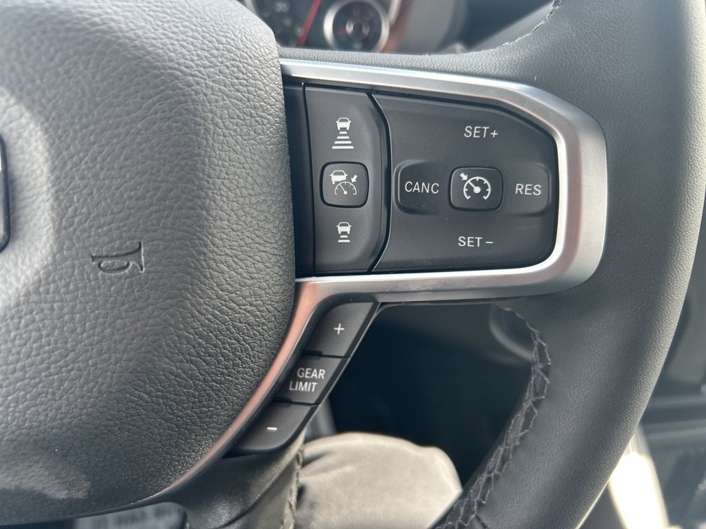 New 2026 RAM 3500 Big Horn AWD/4WD image 17