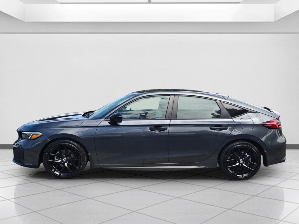 Certified 2025 Honda Civic Sport image 8