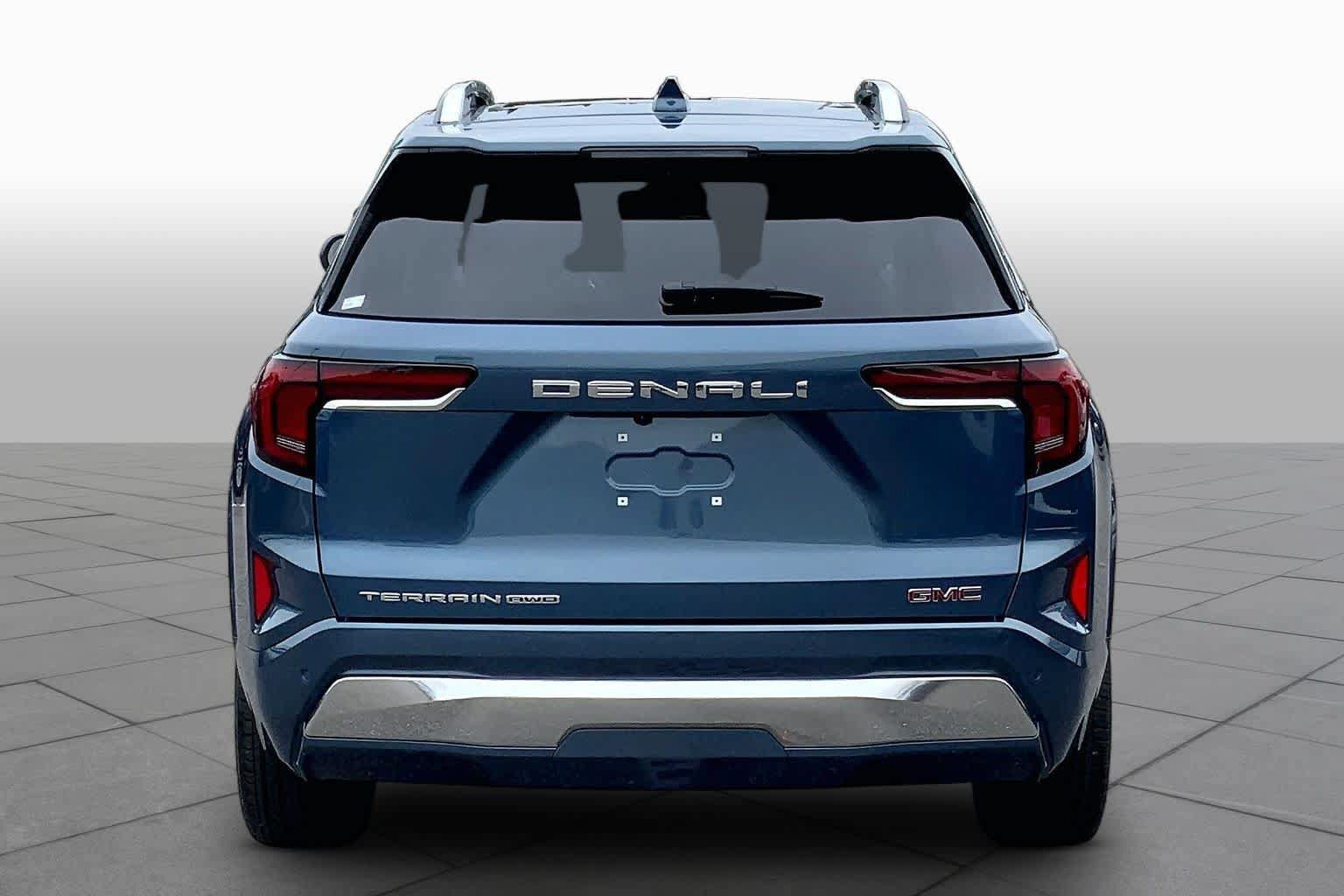 Used 2026 GMC Terrain Denali AWD/4WD image 5