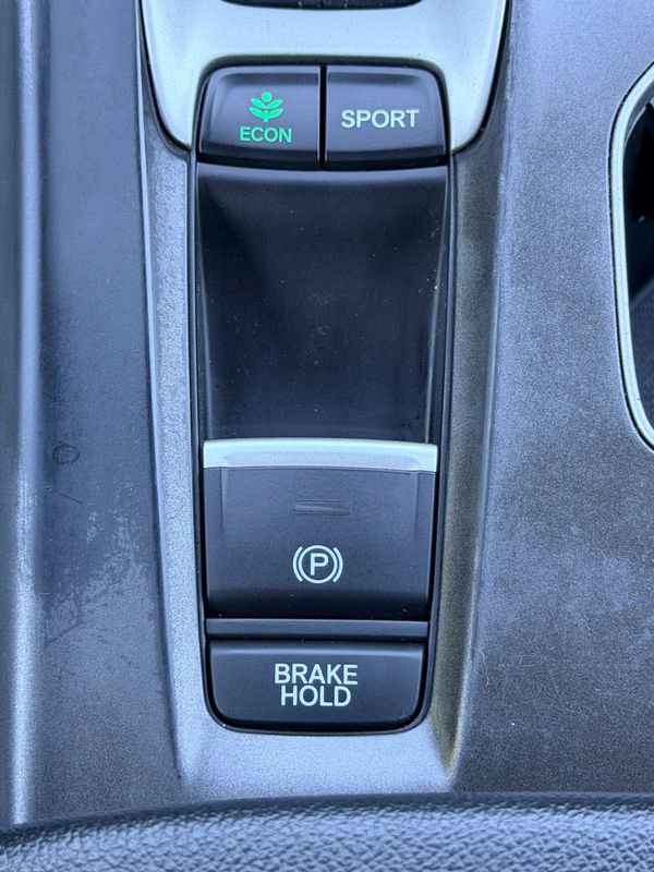 Used 2020 Honda Accord Sport image 29