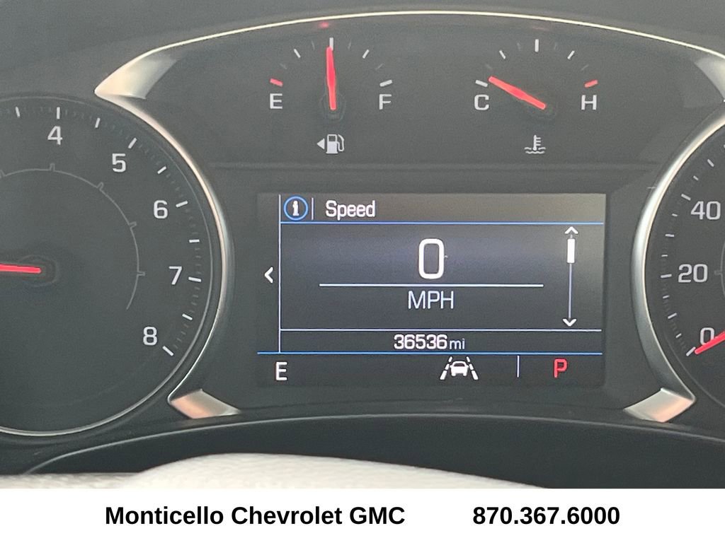 Used 2024 GMC Terrain SLE w/ Driver Convenience Package FWD image 15