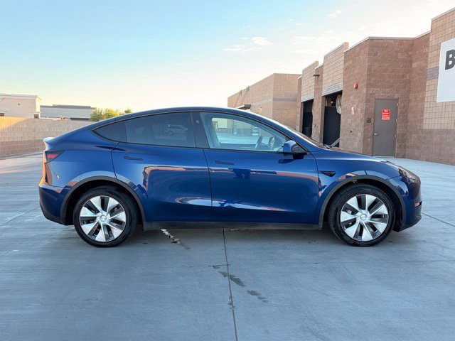 Used 2024 Tesla Model Y Long Range AWD/4WD image 5