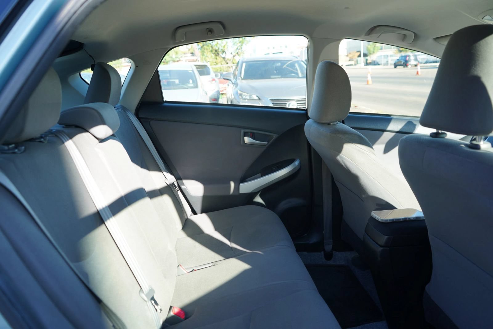 Used 2014 Toyota Prius Two FWD image 17