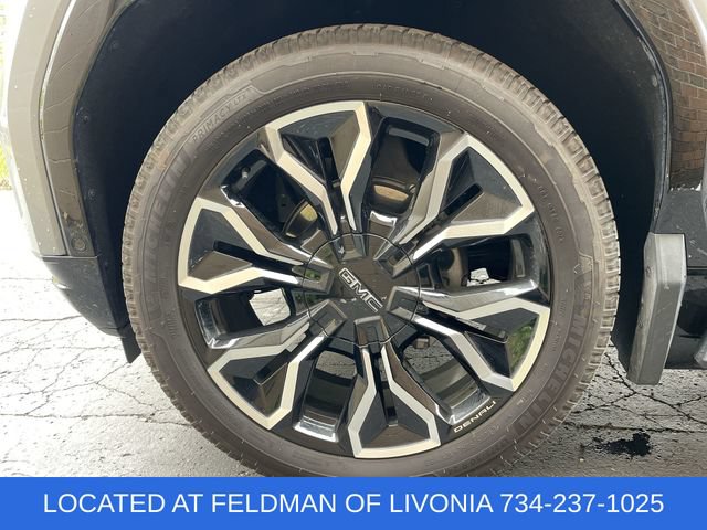 Used 2024 GMC Sierra EV Denali AWD/4WD image 33