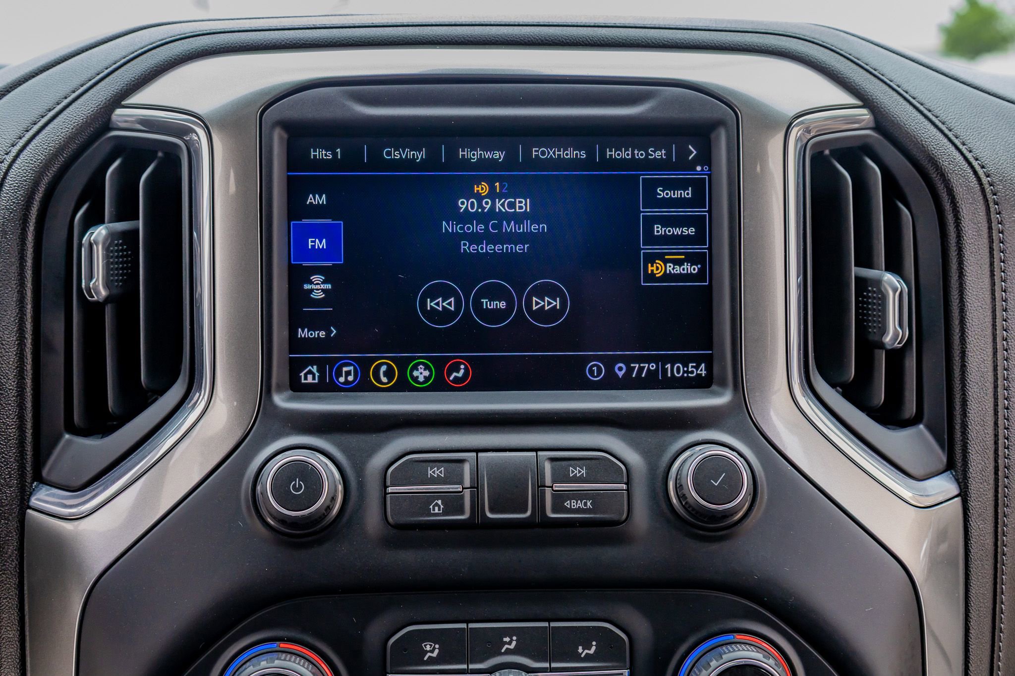 Used 2020 Chevrolet Silverado 1500 RST w/ Rally Edition image 24