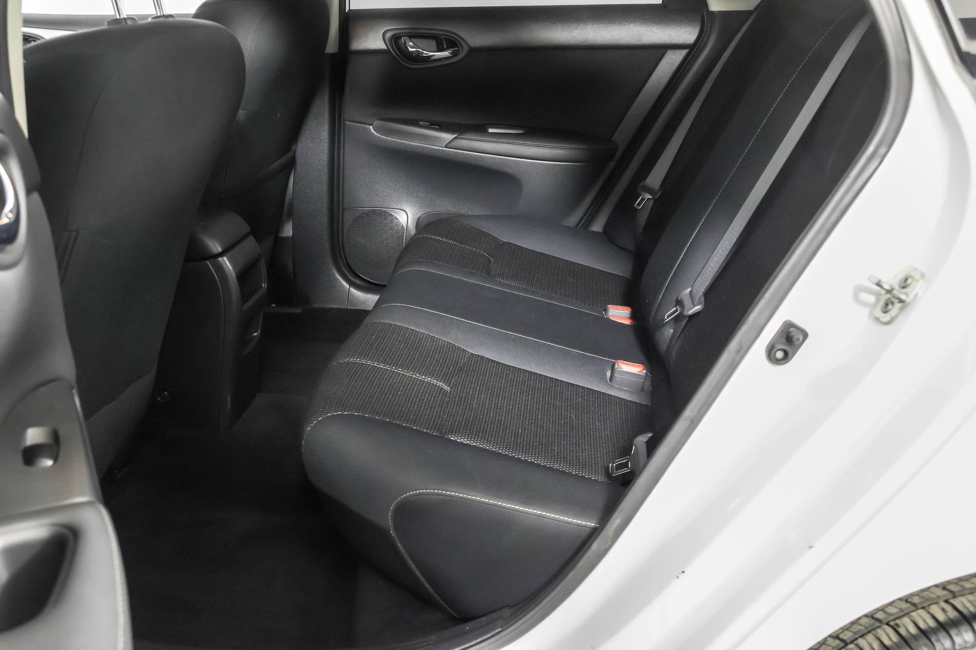 Used 2018 Nissan Sentra S FWD image 34