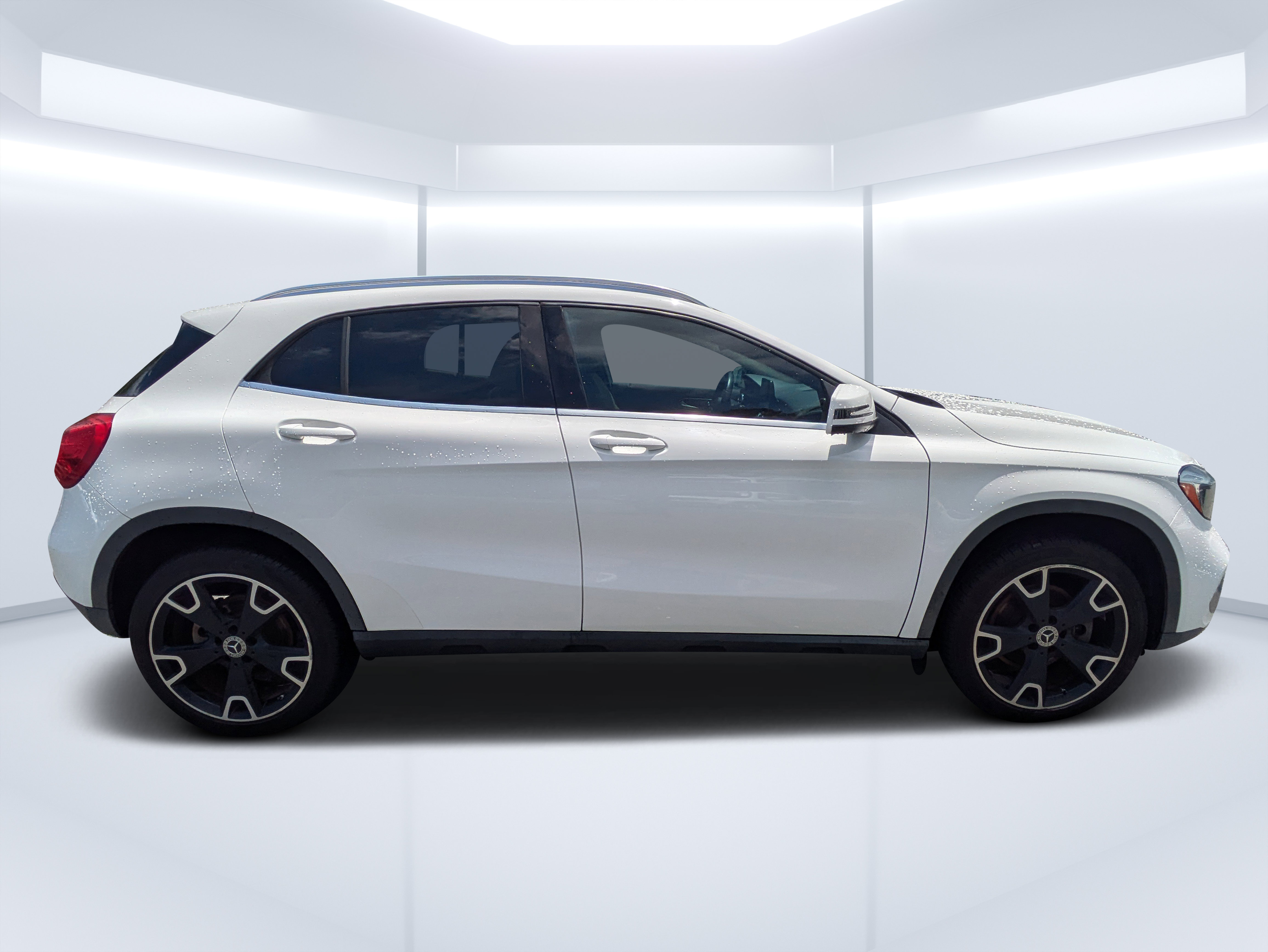 Certified 2018 Mercedes-Benz GLA 250 image 2