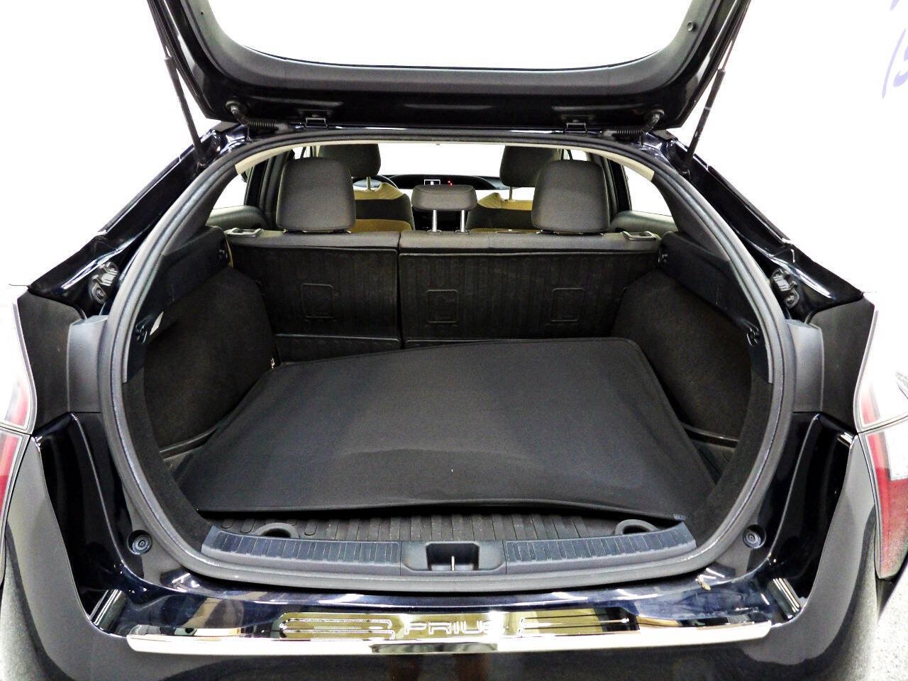 Used 2016 Toyota Prius Three w/ Protection Package FWD image 8