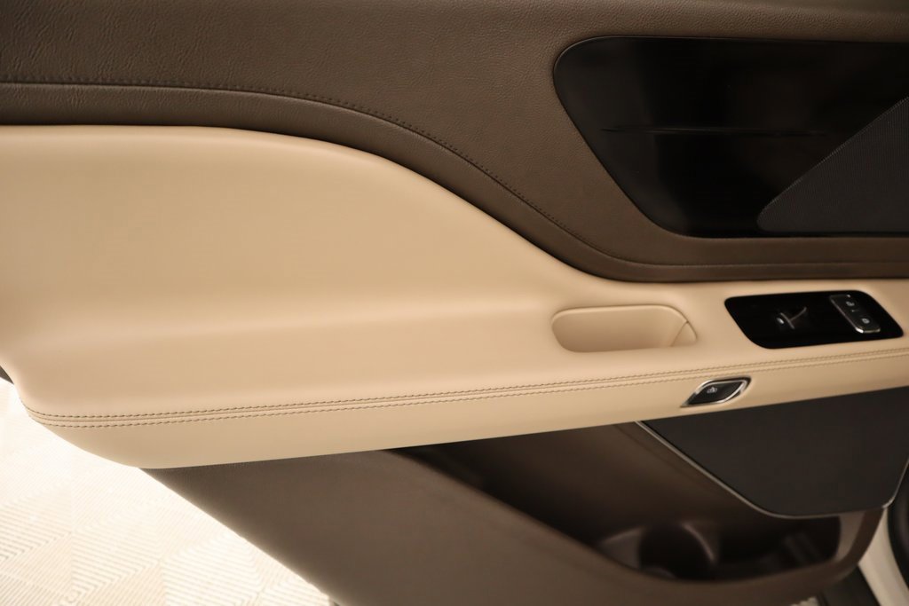 Certified 2024 Lincoln Aviator Reserve w/ Elements Package Plus image 19