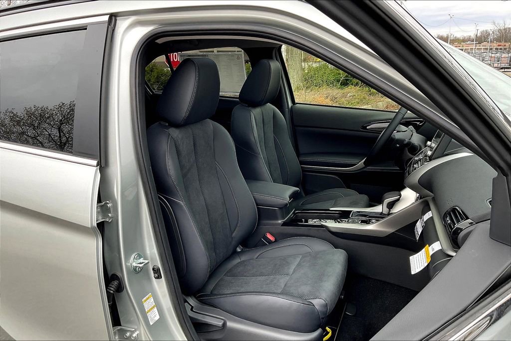 New 2025 Mitsubishi Eclipse Cross SE image 8