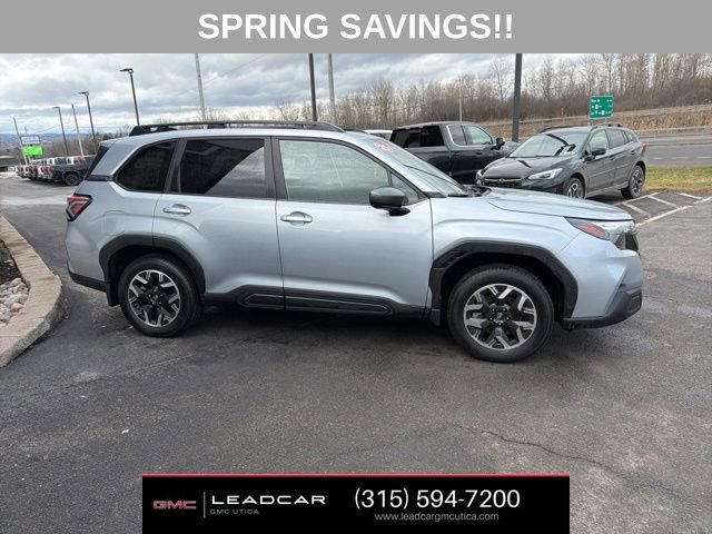 Used 2025 Subaru Forester Premium image 7