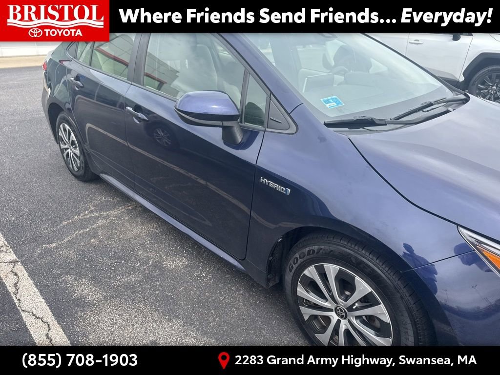 Used 2021 Toyota Corolla LE w/ Carpet Mat Package (TMS) FWD image 10