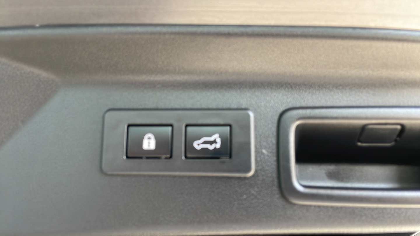 Used 2025 Subaru Forester Touring AWD/4WD image 34