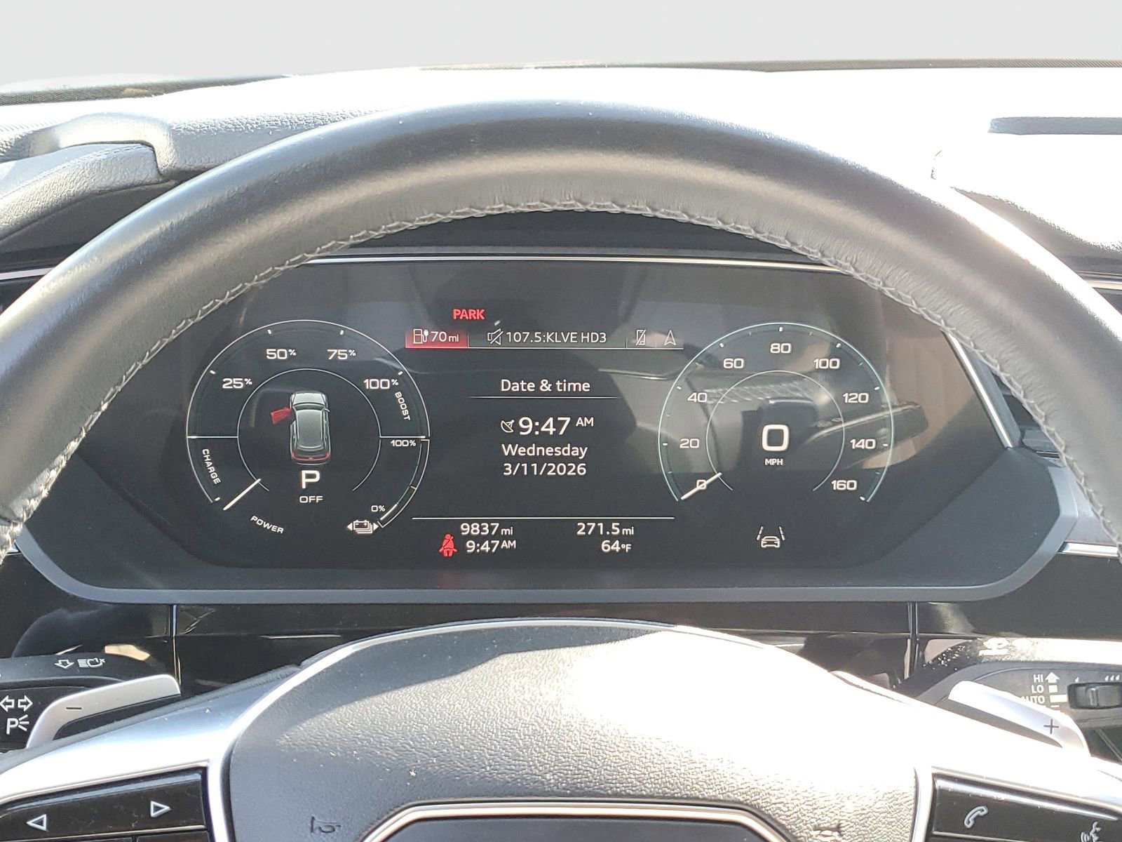 Used 2024 Audi Q8 e-tron Premium Plus w/ Premium Plus Package image 32