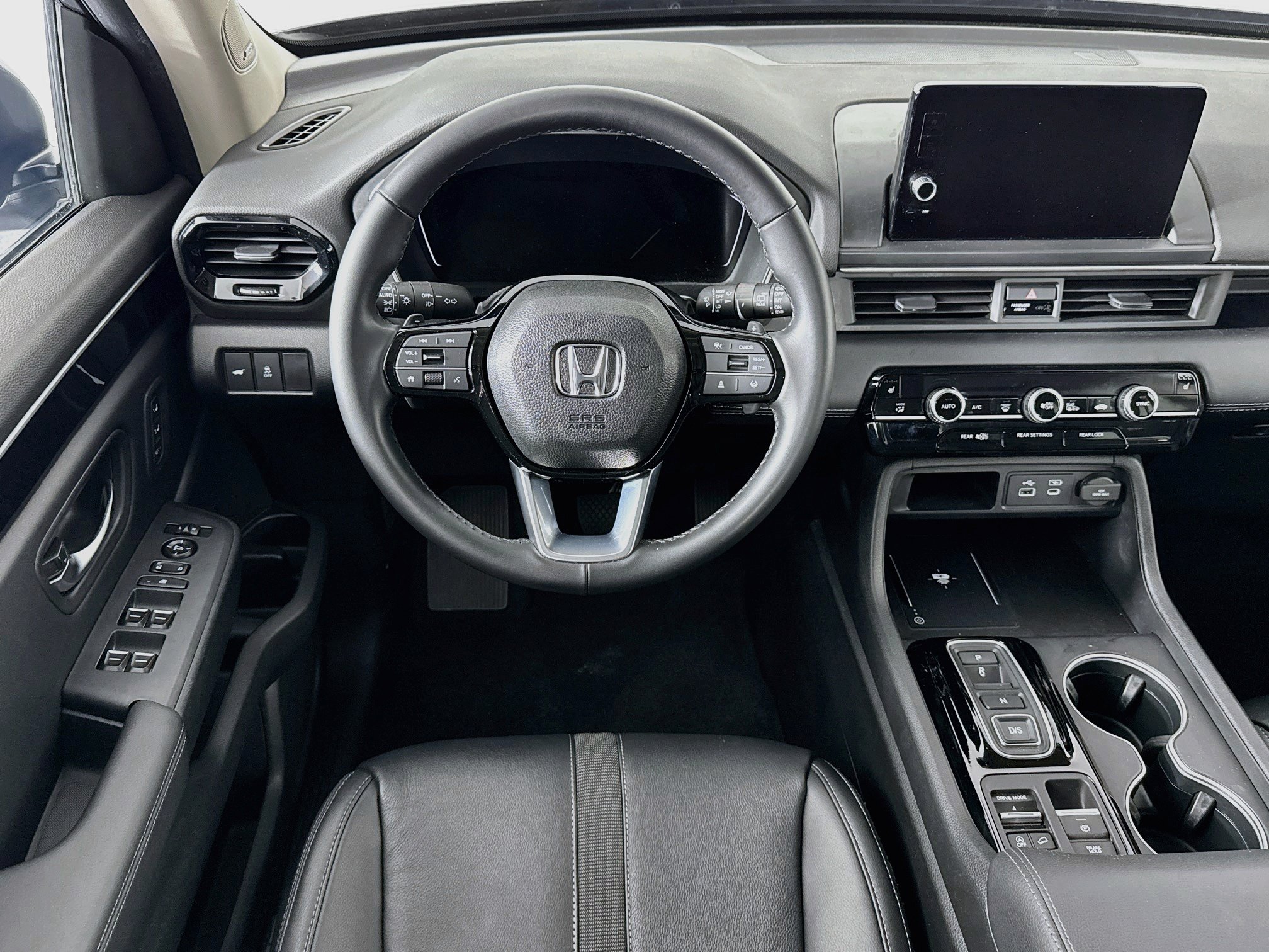 Certified 2023 Honda Pilot Touring image 24