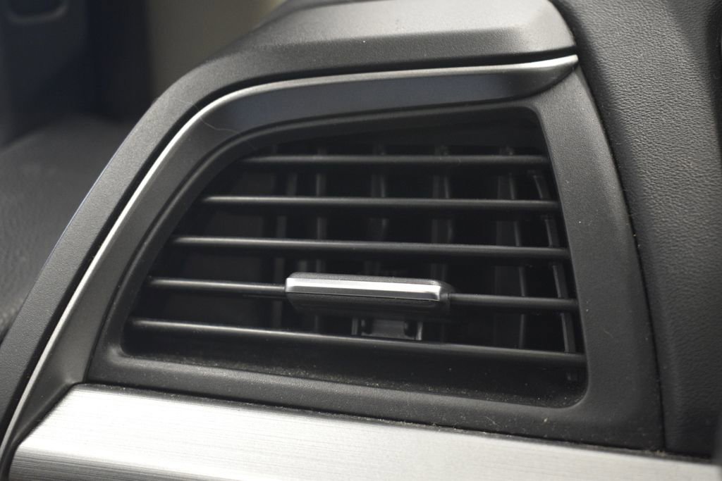 Used 2018 Honda Odyssey EX-L image 51