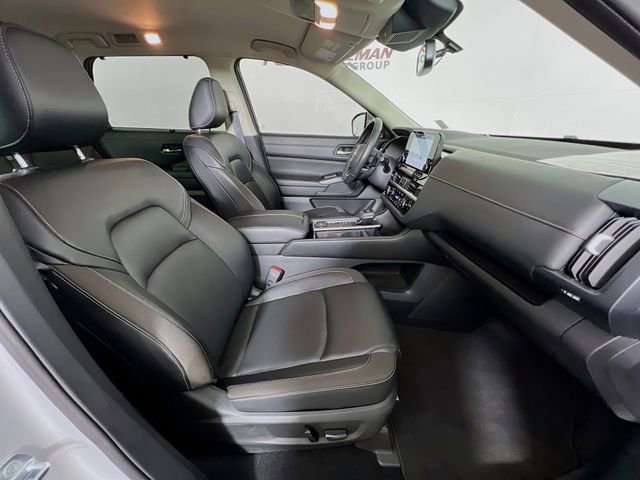 Used 2022 Nissan Pathfinder SL image 41