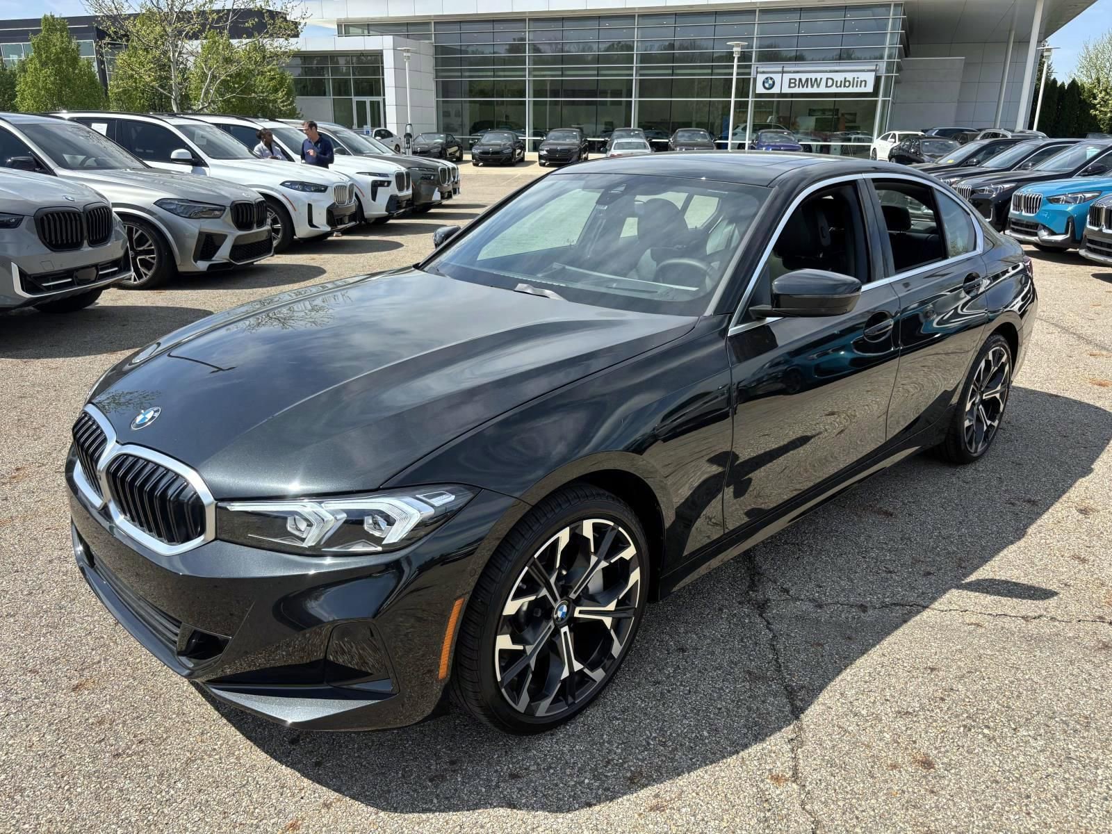 Used 2025 BMW 330i xDrive Sedan AWD/4WD image 1