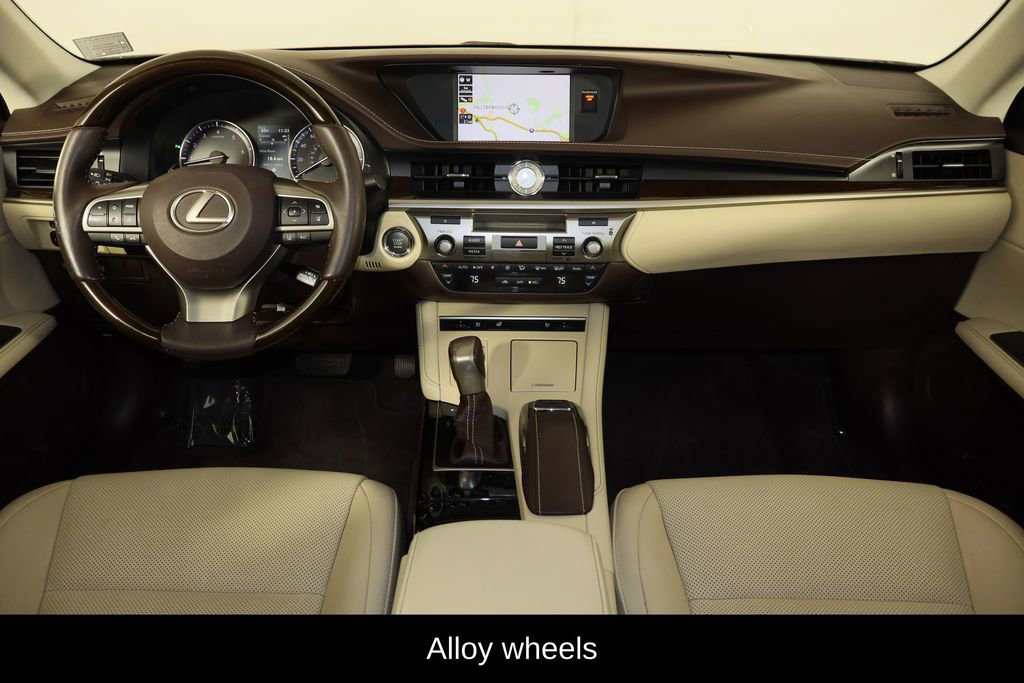 Used 2018 Lexus ES 350 w/ Navigation System Package image 14
