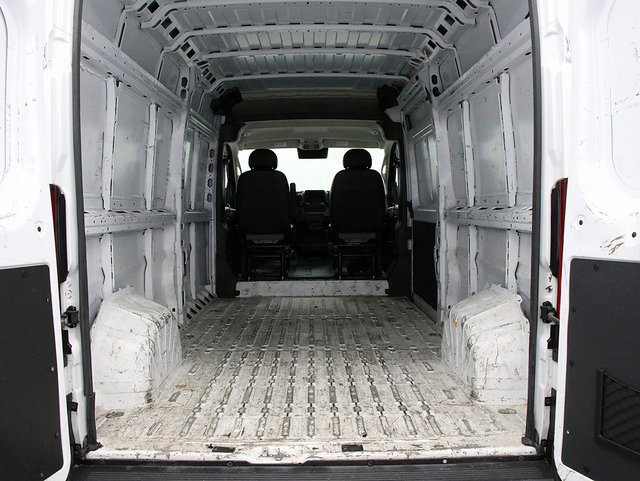 Used 2023 RAM ProMaster 2500 image 21