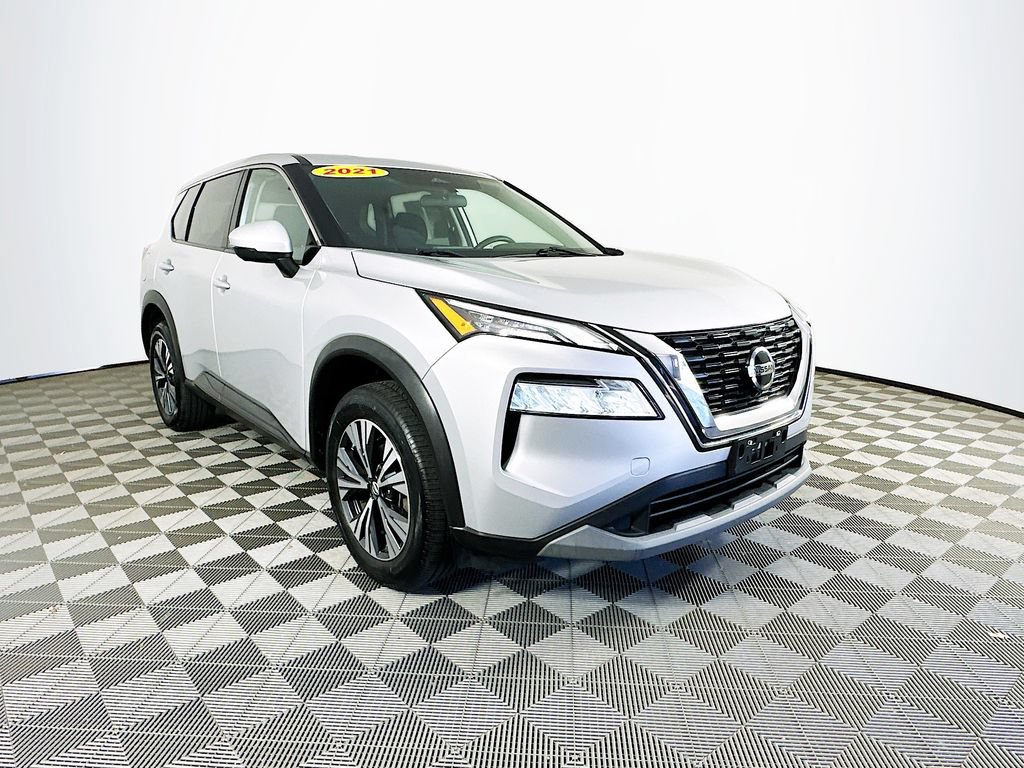 Used 2021 Nissan Rogue SV AWD/4WD image 3