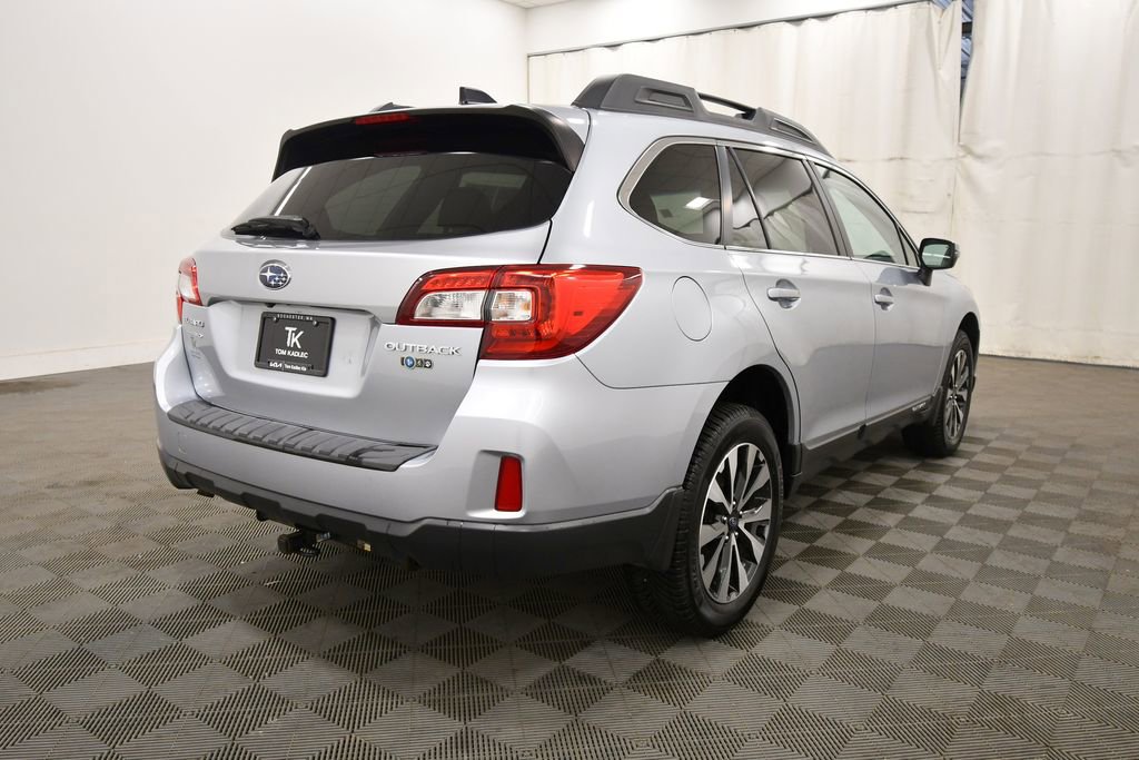 Used 2016 Subaru Outback 2.5i Limited image 7