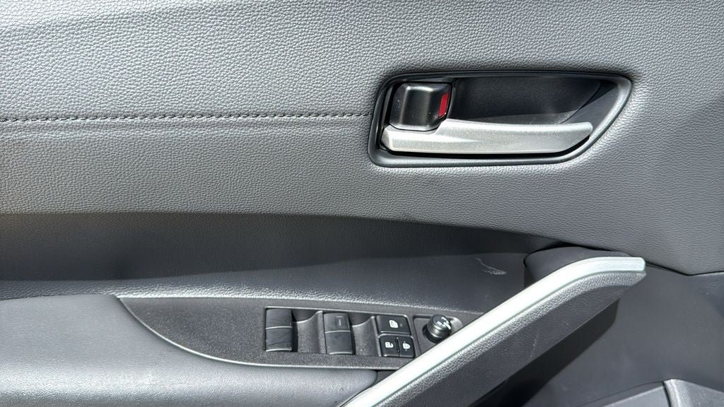 New 2026 Toyota Corolla Cross XLE w/ Convenience Package FWD image 14