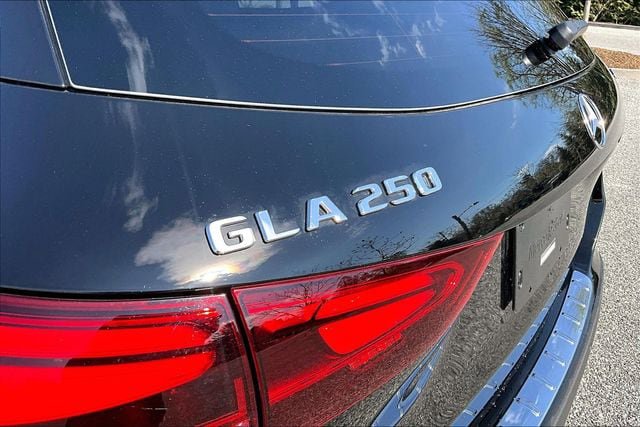 Certified 2026 Mercedes-Benz GLA 250 4MATIC image 7