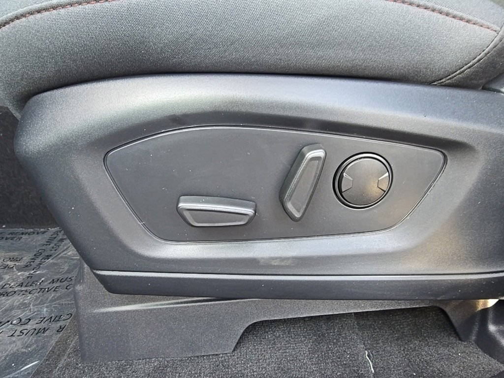 New 2026 Ford Explorer Active image 11