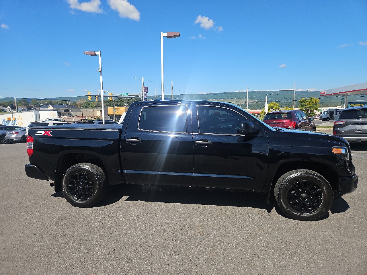 Used 2020 Toyota Tundra SR5 image 39