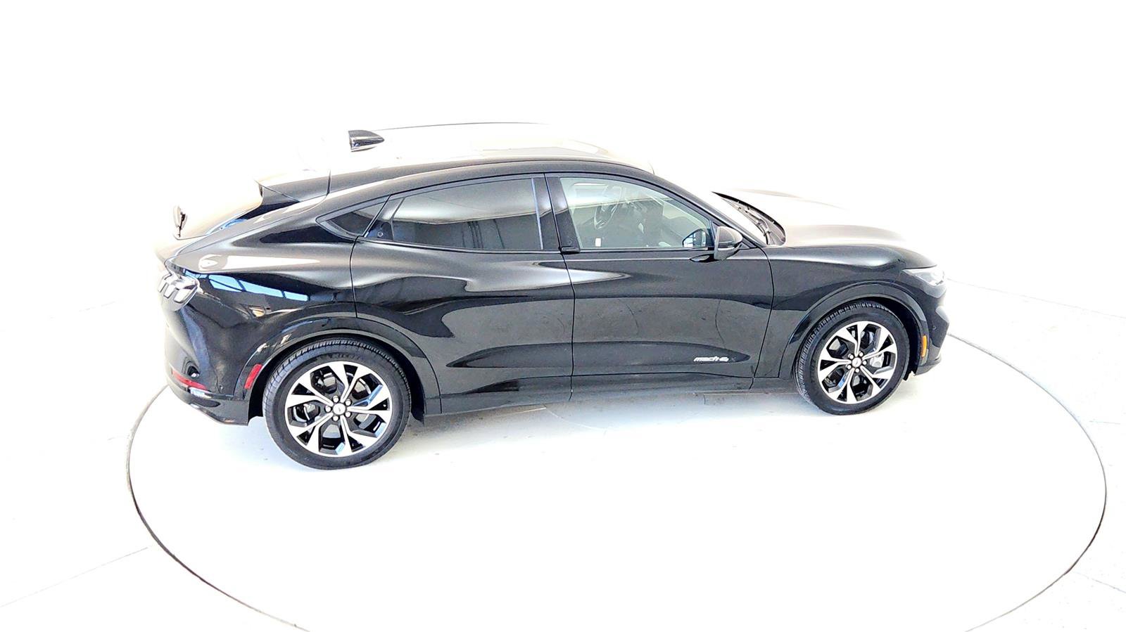 Used 2023 Ford Mustang Mach-E Premium image 18