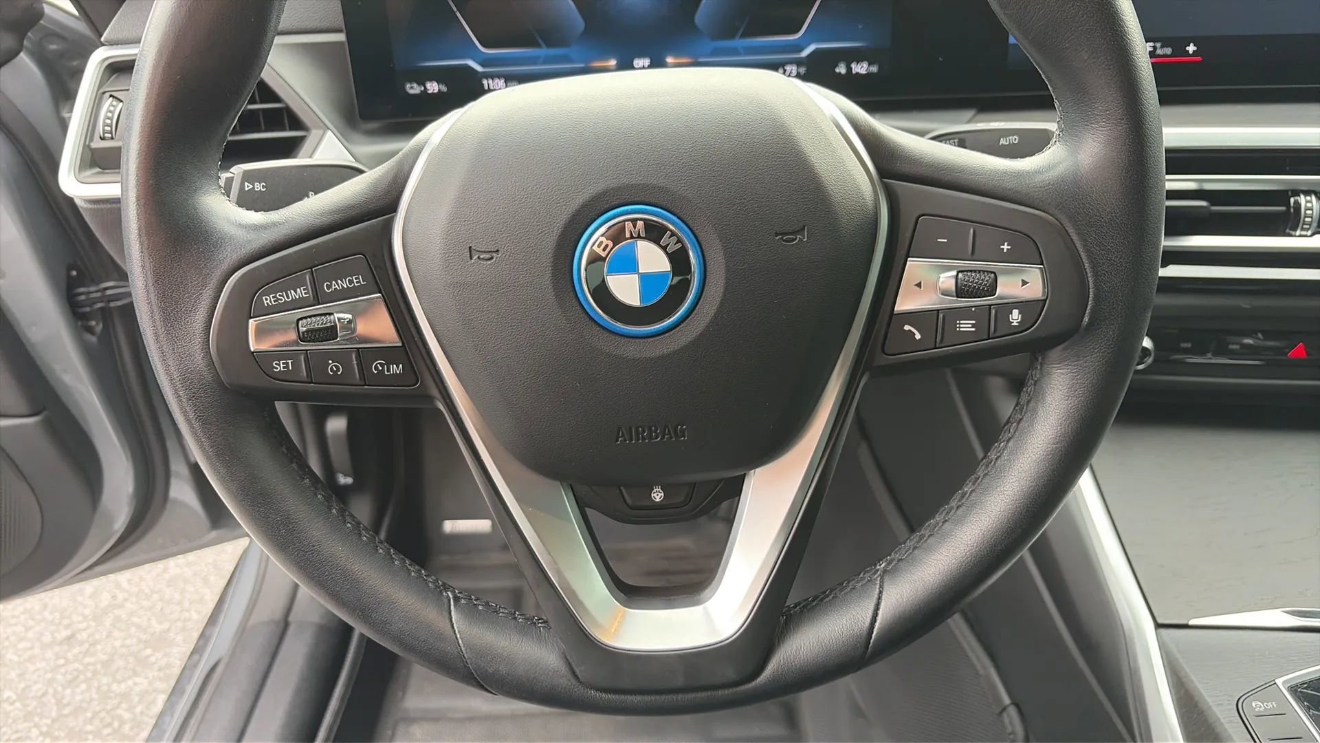 Used 2022 BMW i4 eDrive40 w/ Premium Package image 15