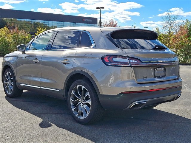 Used 2021 Lincoln Nautilus Reserve image 5