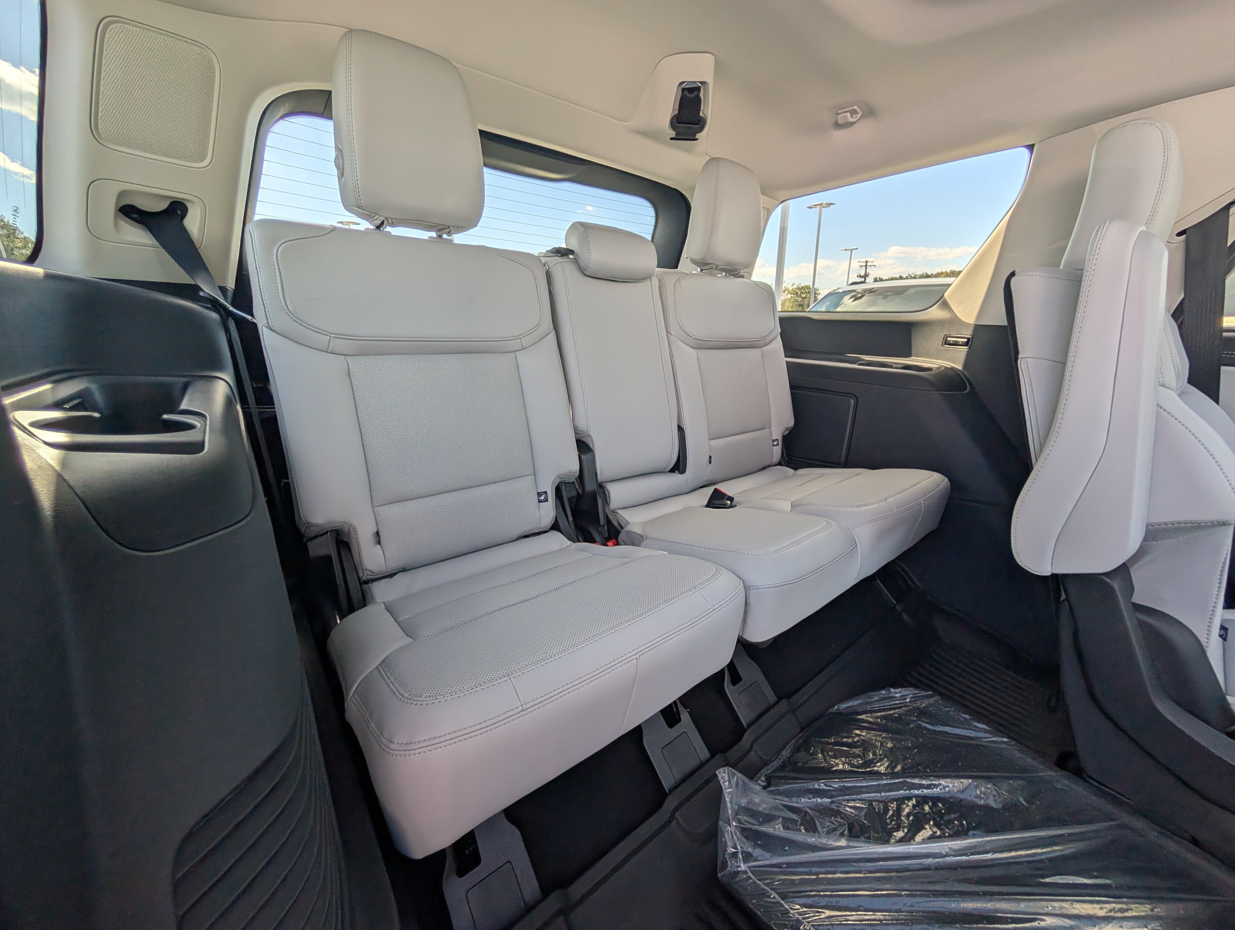 New 2027 Ford Expedition Platinum AWD/4WD image 8