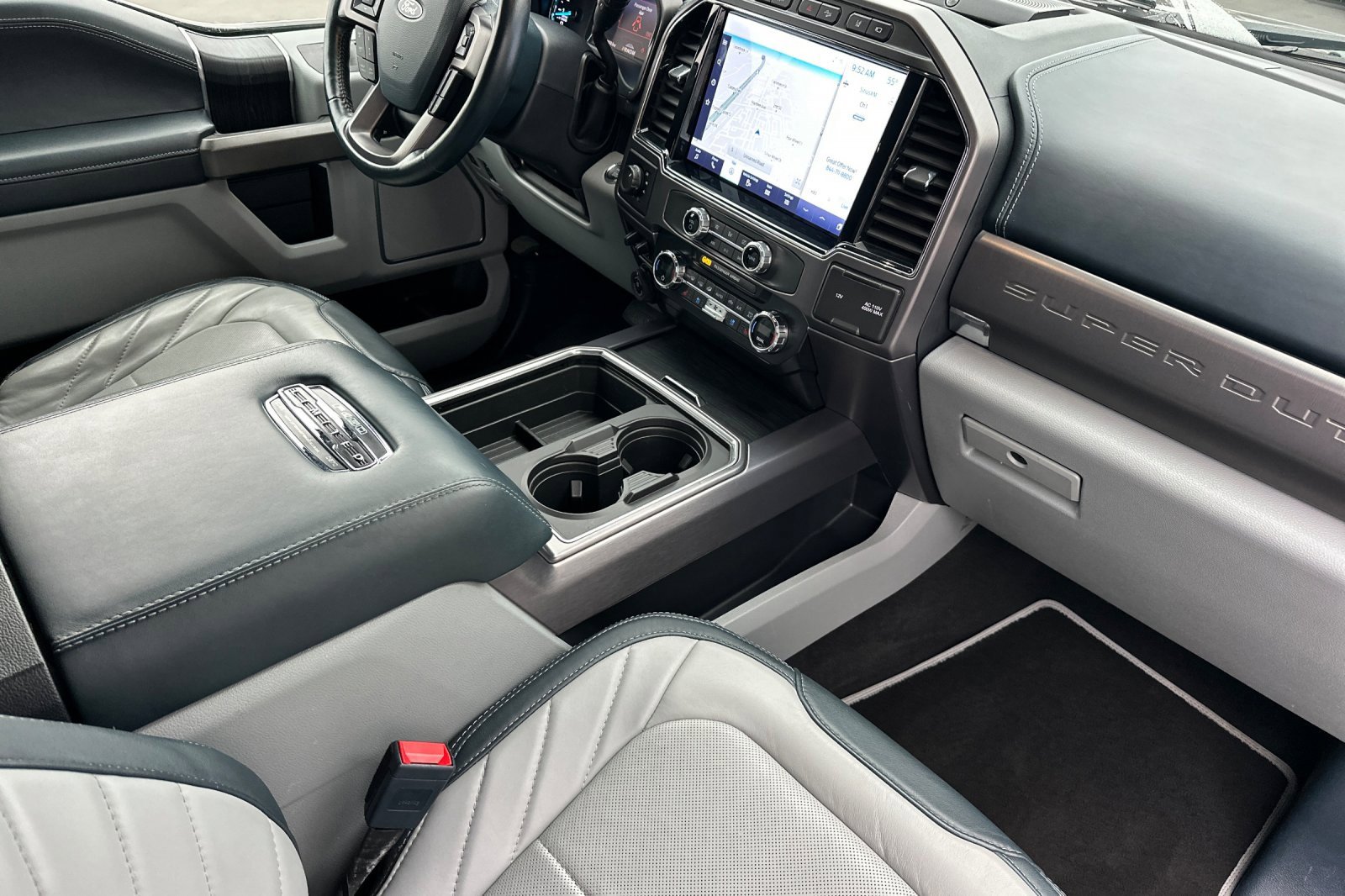 Used 2022 Ford F450 Limited w/ FX4 Off-Road Package image 15